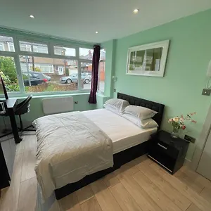 https://23-cranfort.brighton-hotels-england.com